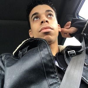 Meet your Posher, Andrew